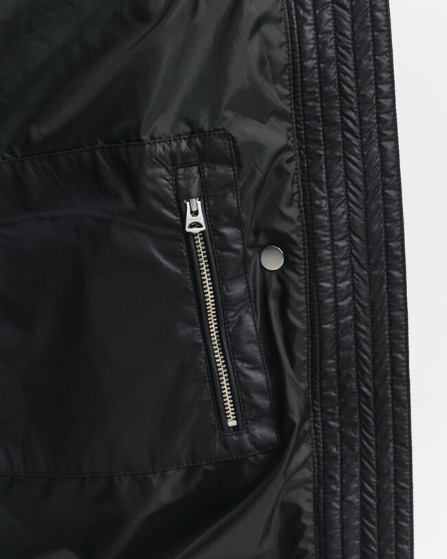 Relaxed Fit Daunenmantel