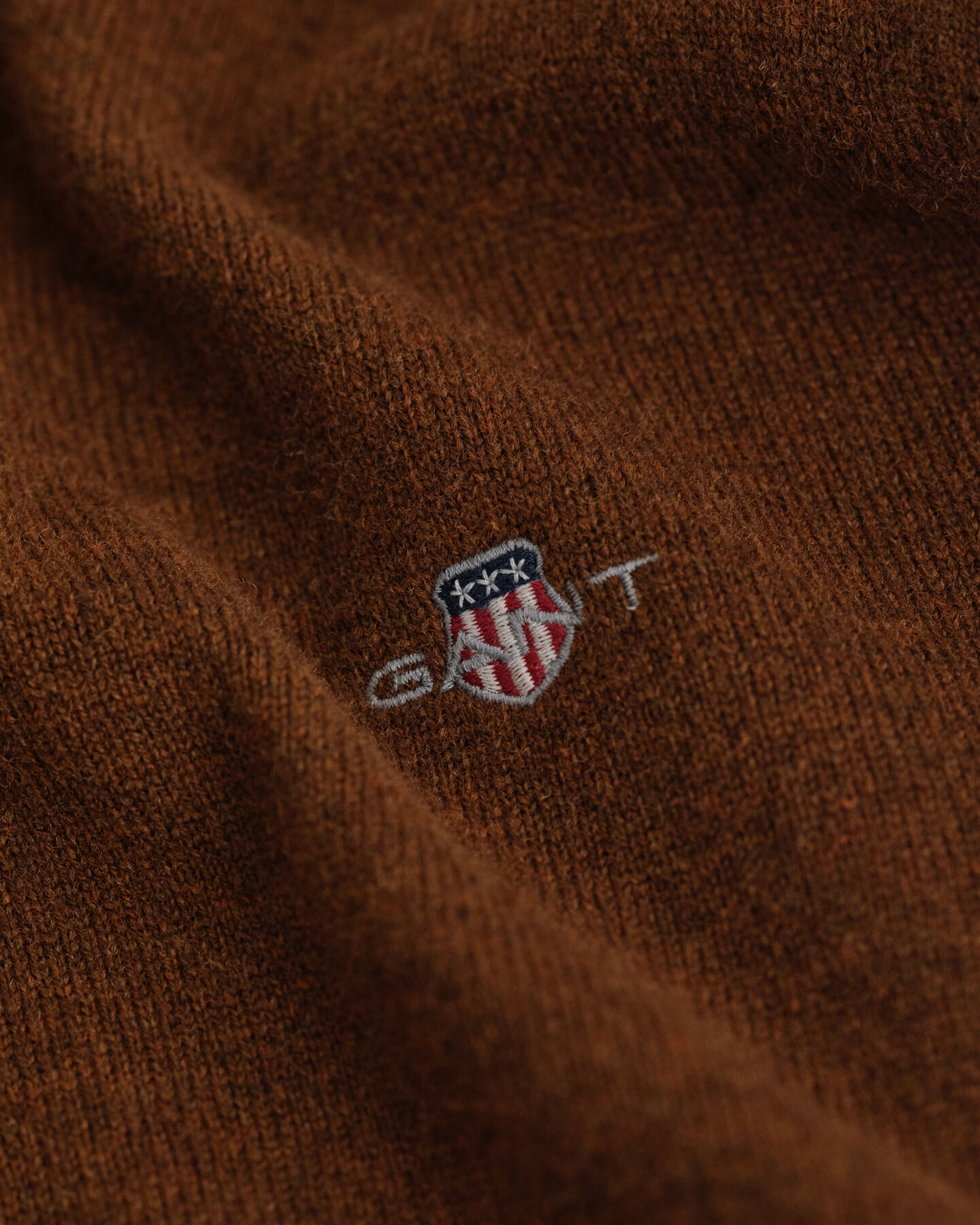 Superfine Lambswool V-Neck Pullover