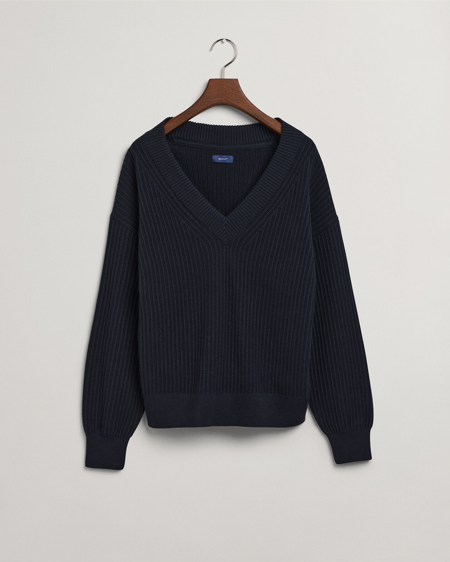 Gerippter V-Neck Pullover aus Baumwolle