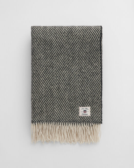 Wolldecke mit Fischgrätmuster