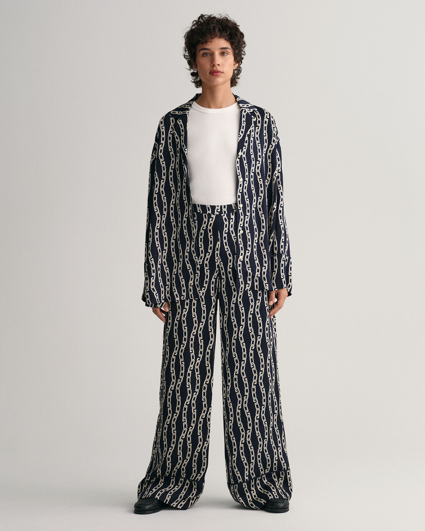 Chain Print Hose mit weitem Bein