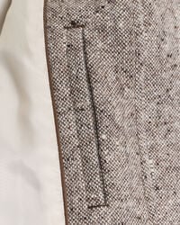 Wolljacke mit Kontrastkragen