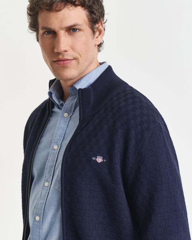 Strickjacke mit Mikrostruktur