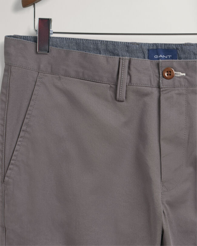 Hallden Slim Fit Twill Chinohose