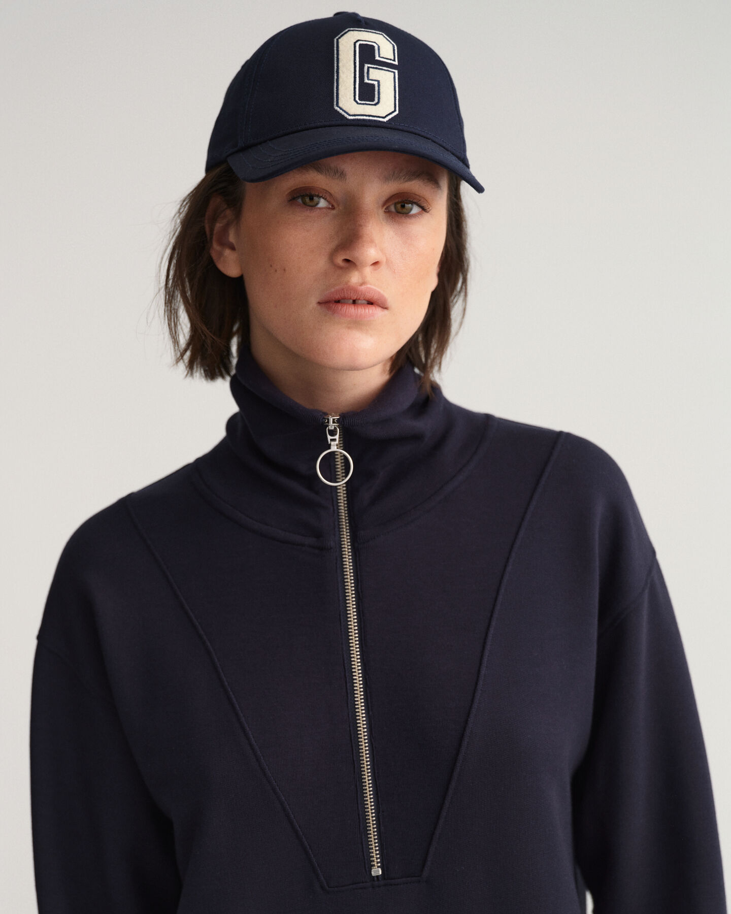 Sweatkleid mit halblangem Rei&szlig;verschluss