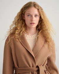 Handgenähter Blazer mit Gürtel