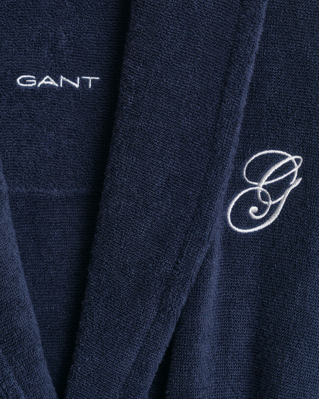 Bestickter Bademantel