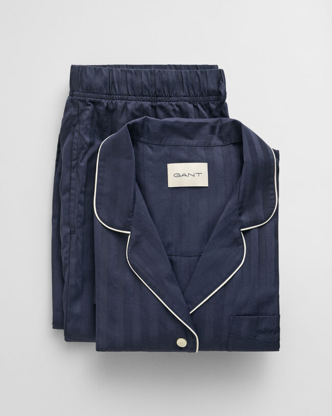 Gestreifter Schlafanzug in Geschenkbox