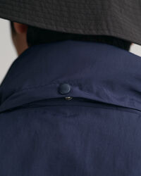 Jacke mit Raglanärmeln