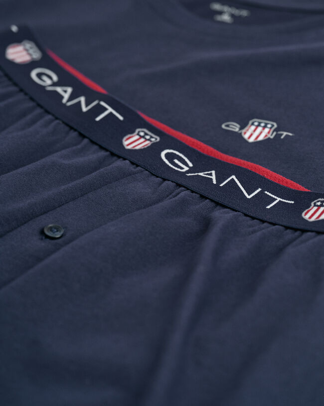 Pyjama mit T-Shirt und Shorts