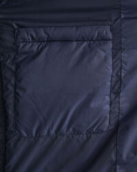 Leicht wattierte Mixed Media Weste