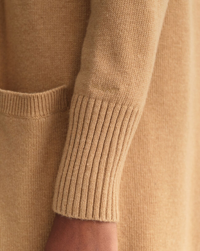 Lange Wollstrickjacke