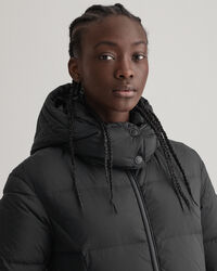 Mittellange Daunenjacke