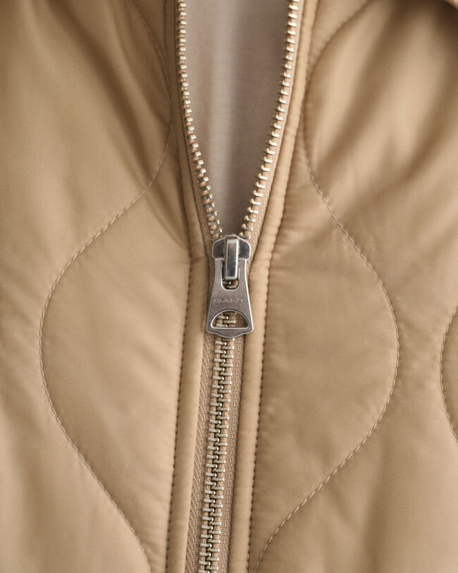 Steppjacke mit Kragen