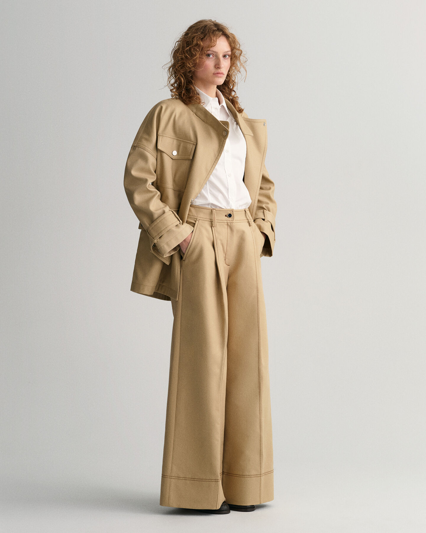 Regular Fit Bluse mit Abnähern