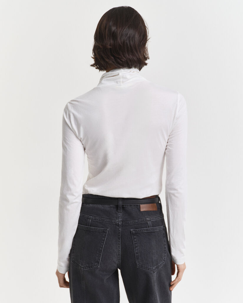 Leichter Rollkragenpullover aus Baumwolle