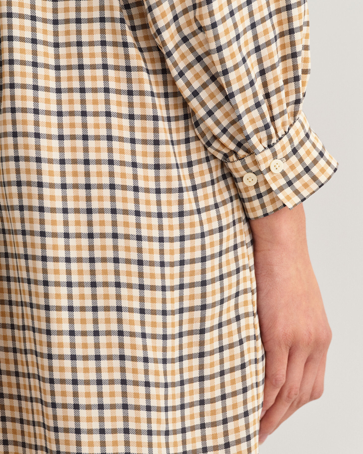 Kariertes Hemdblusenkleid mit Stehkragen