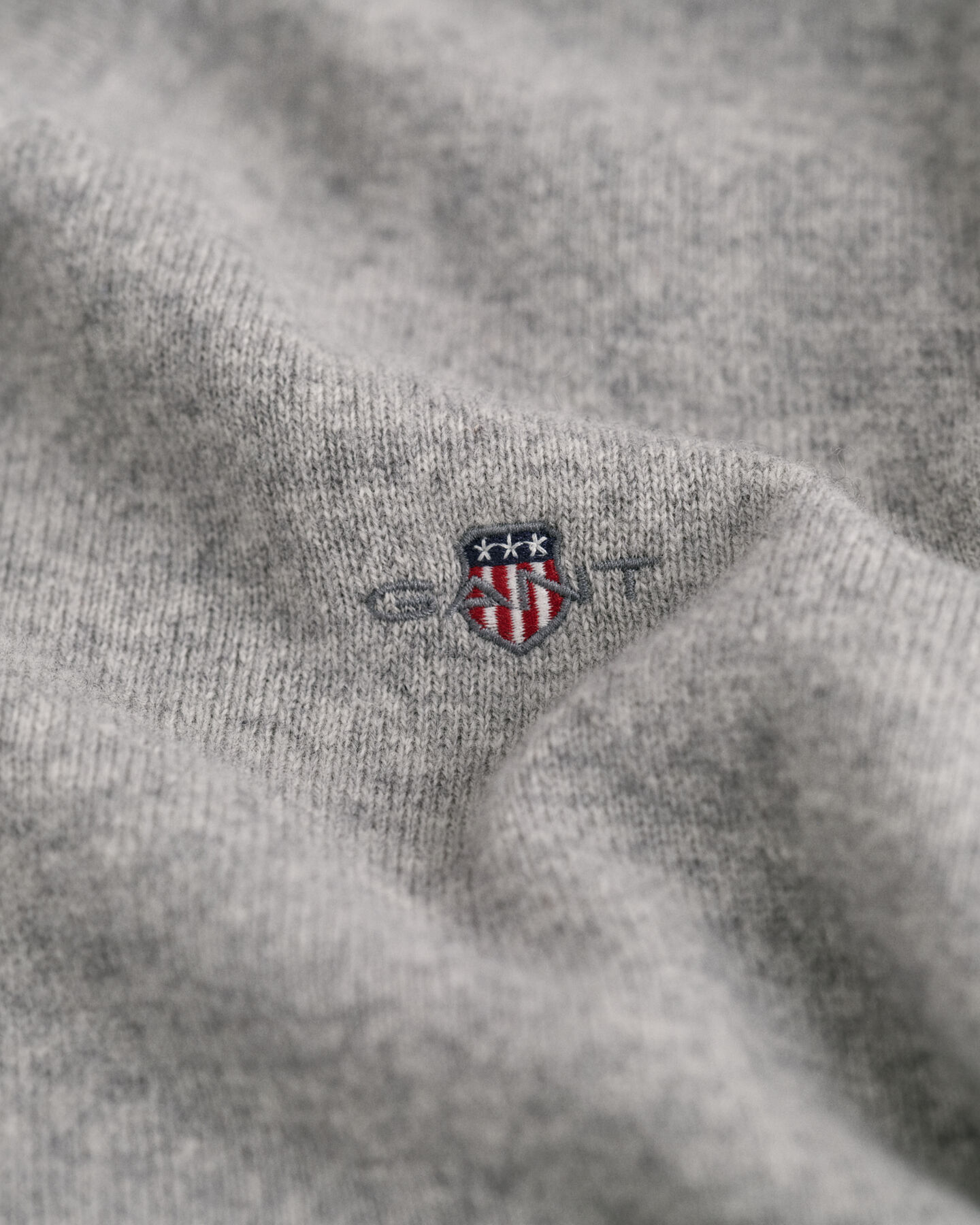 Superfine Lambswool V-Neck Pullover