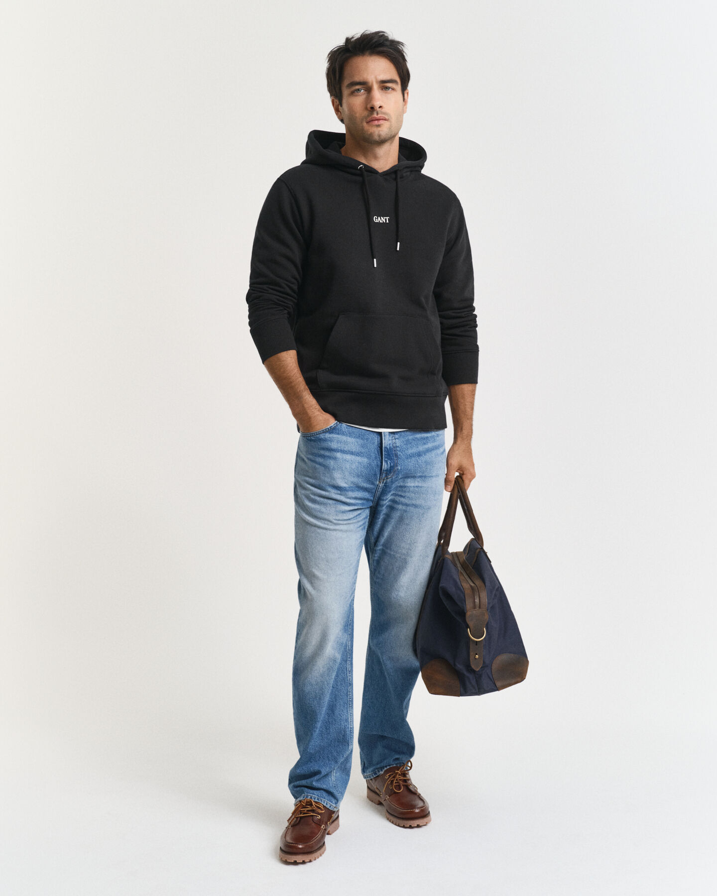 Hoodie mit kleiner Grafik