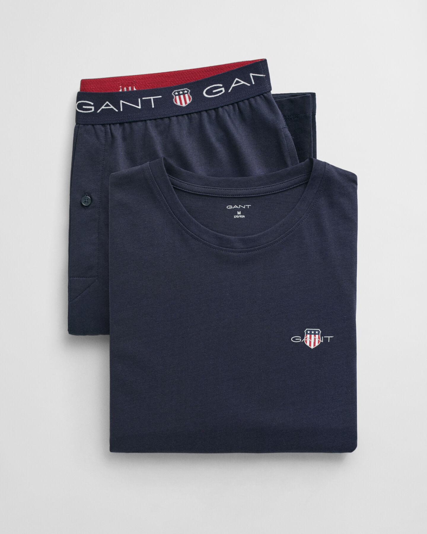 Pyjama mit T-Shirt und Shorts