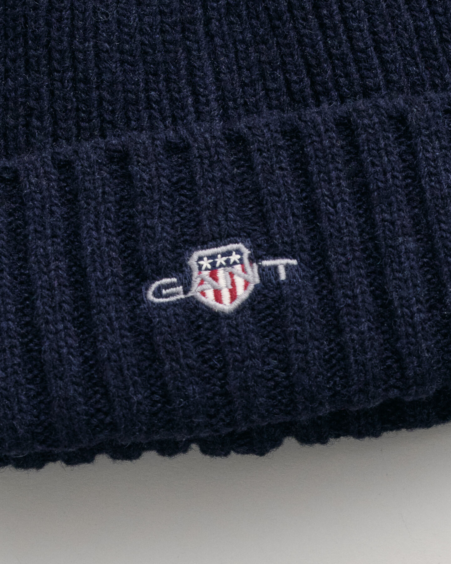 Kids Beanie und Schlauchschal aus Wolle im Geschenkset