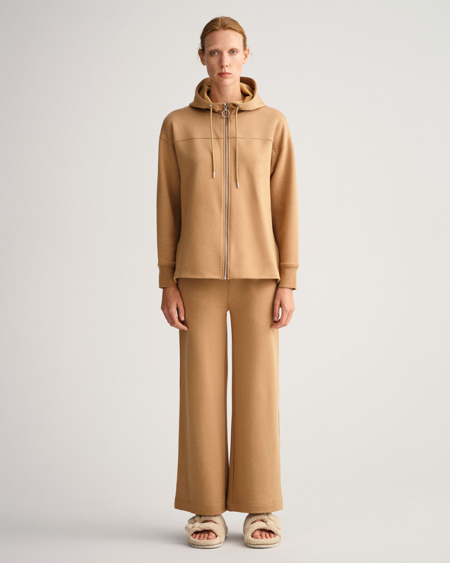 Ausgestellte Sweathose