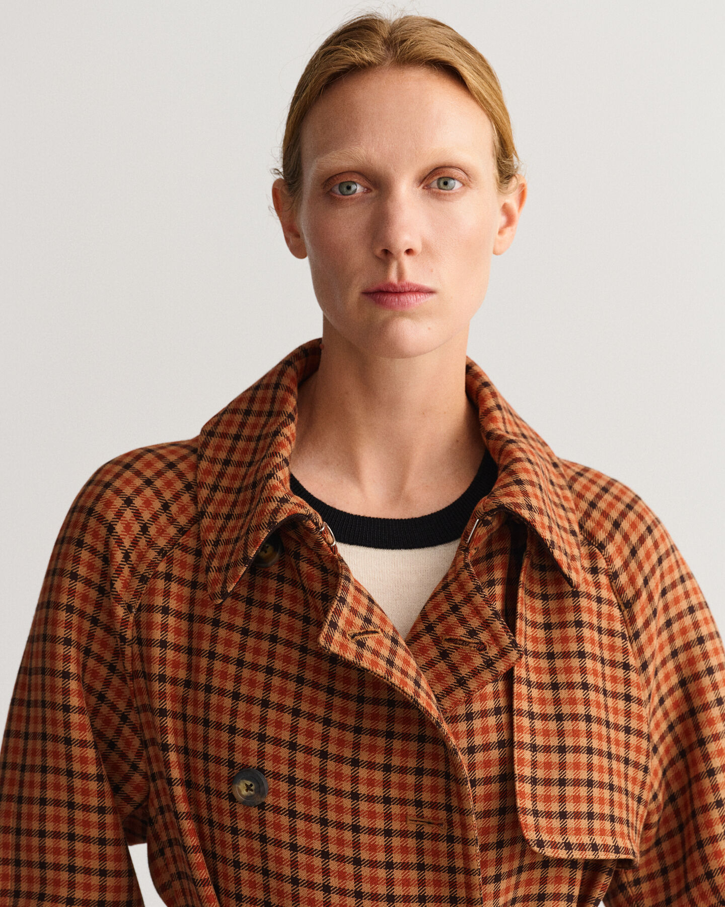 Karierter Trenchcoat