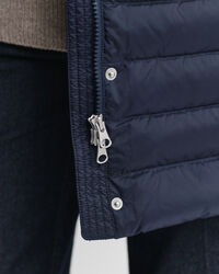 Leichter Daunenmantel