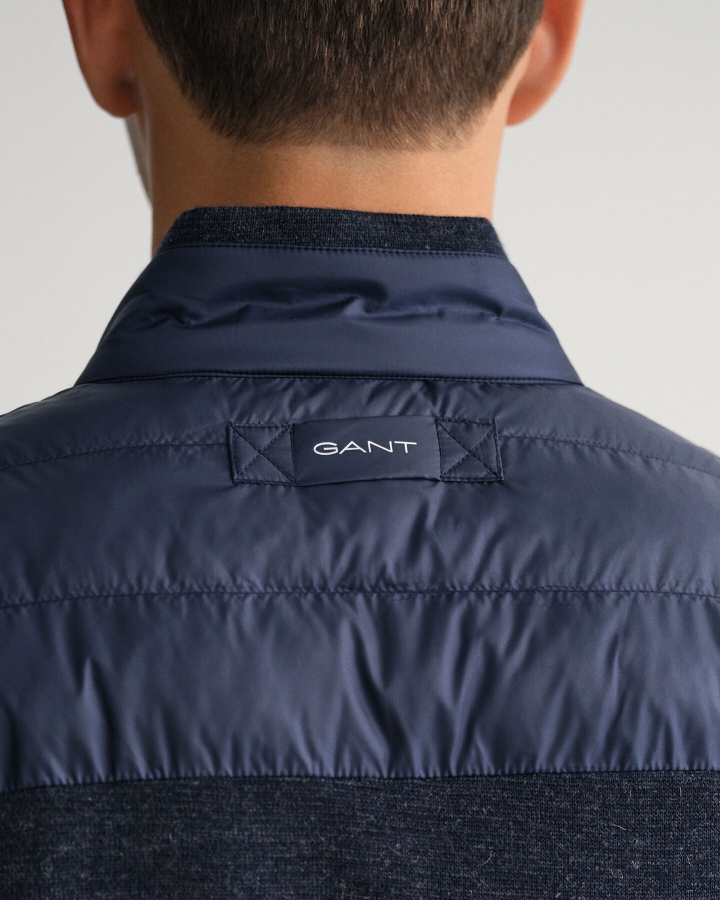 Leicht wattierte Mixed Media Jacke