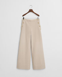 Geknöpfte Hose mit hohem Bund