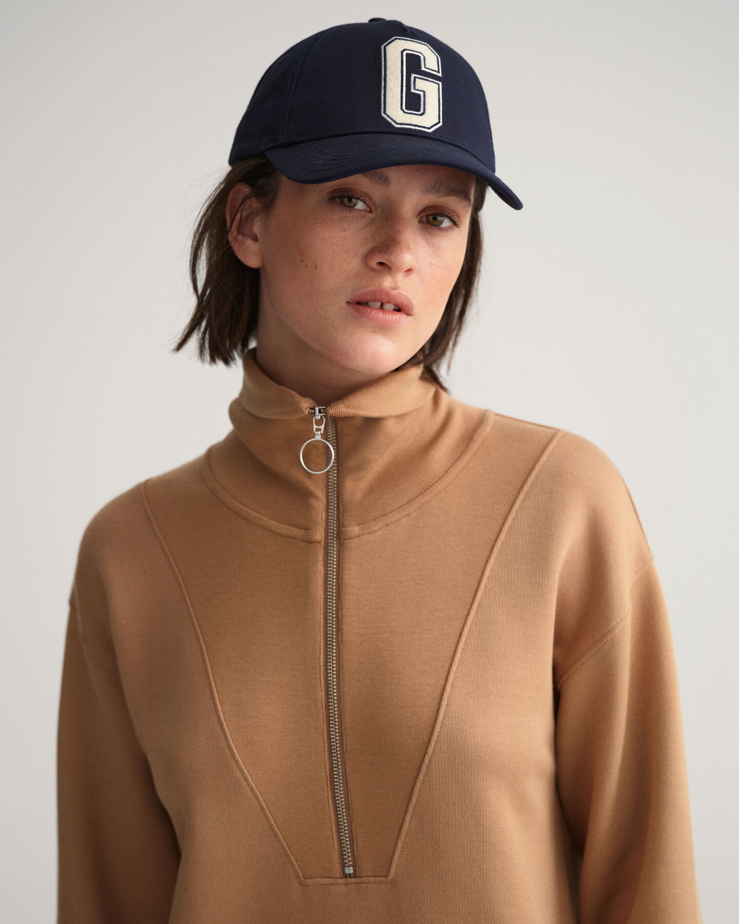 Sweatkleid mit halblangem Rei&szlig;verschluss