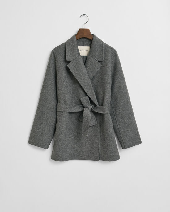 Handgenähte Jacke mit Gürtel