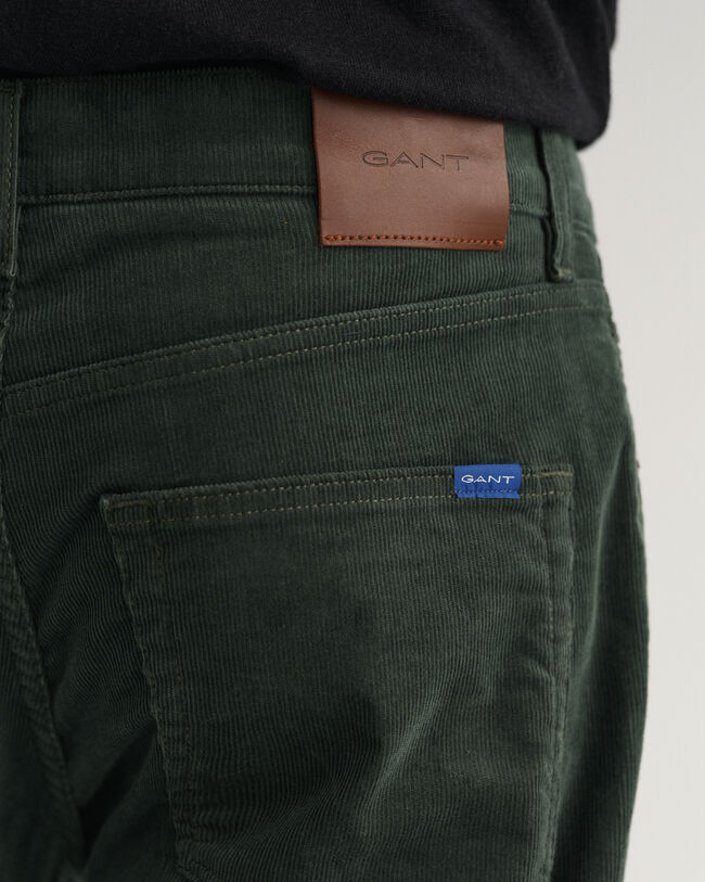 Hayes Slim Fit Cord-Jeans