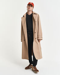 Slim Fit Shield T-Shirt mit V-Ausschnitt