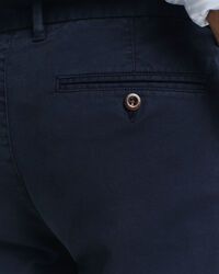 Slim Fit Dobby Chinohose mit Struktur