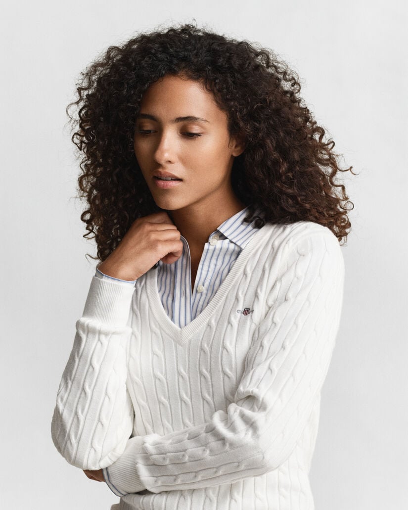 Zopfstrick V-Neck Pullover aus Stretch-Baumwolle