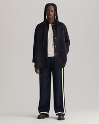 Handbestickte Hemdjacke