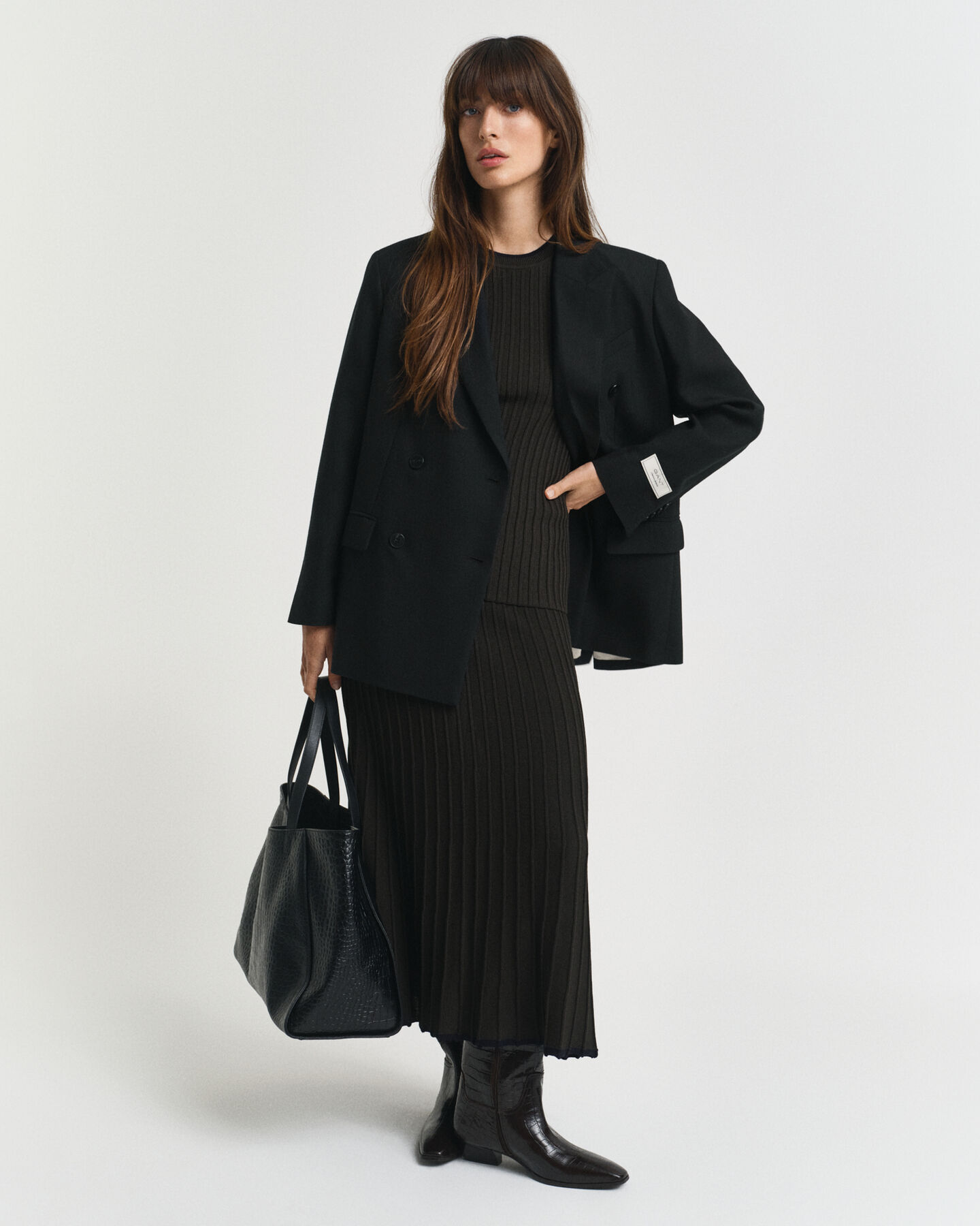 Gerippter Kurzarmpullover mit Kontrasten