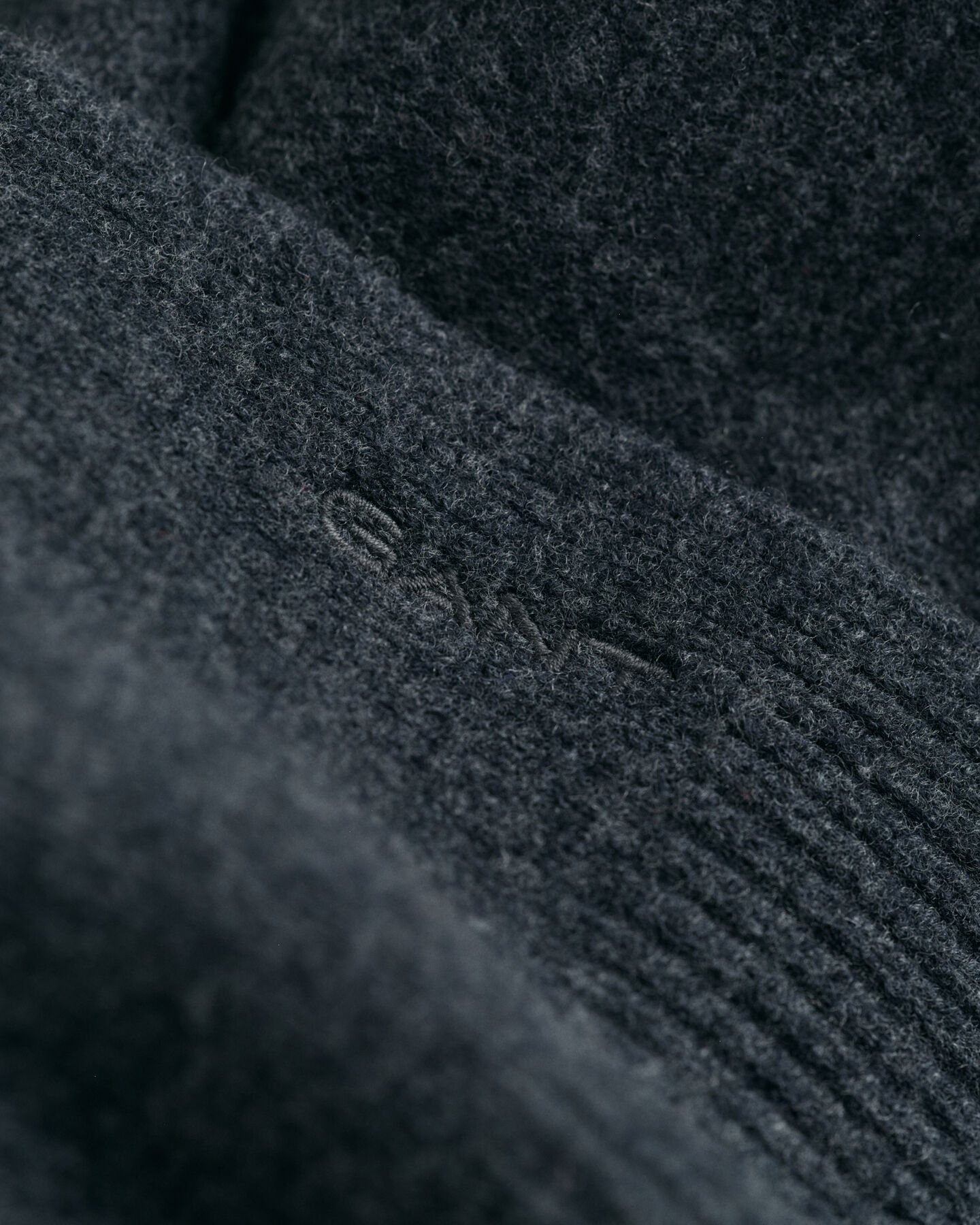 Strickschal aus Wolle