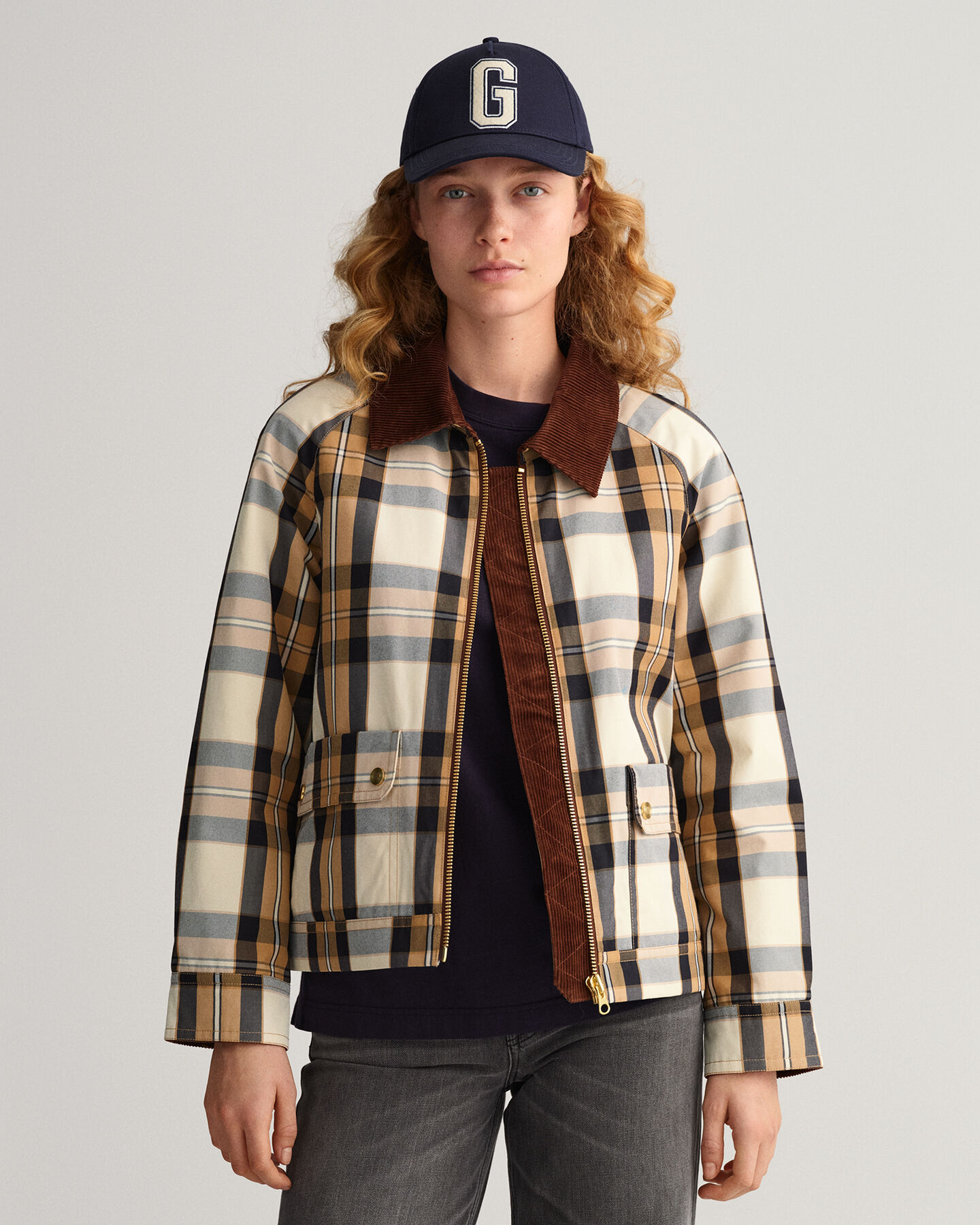 Verkürzte Jacke mit Karomuster