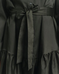 Langärmeliges Kleid aus Baumwollsatin