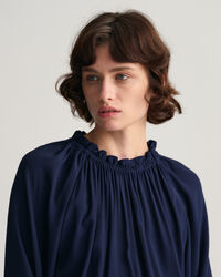 Kleid mit U-Boot-Ausschnitt