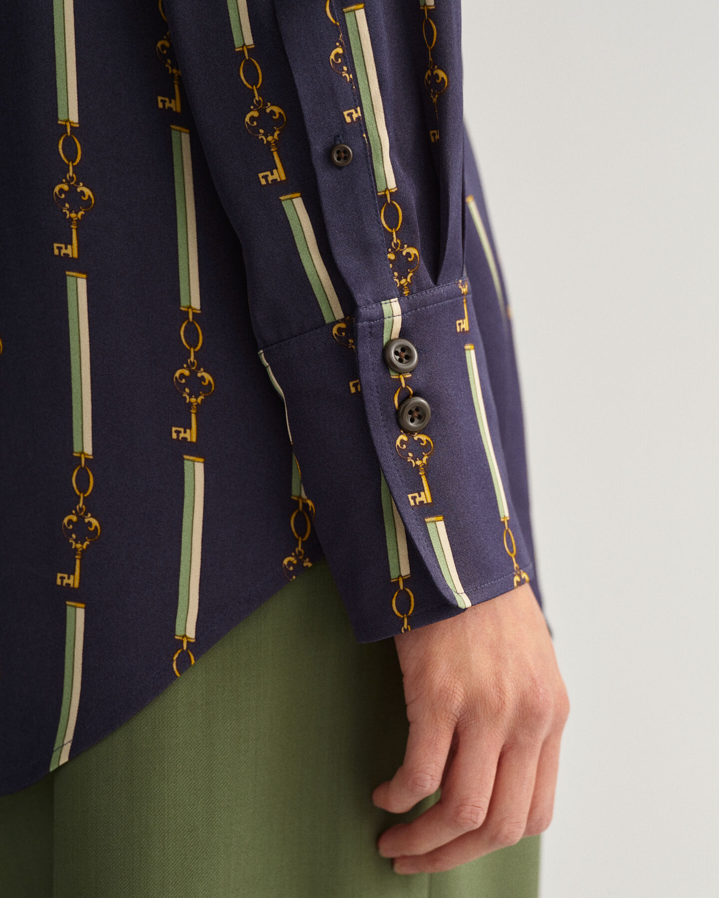 Relaxed Fit American Luxe Bluse