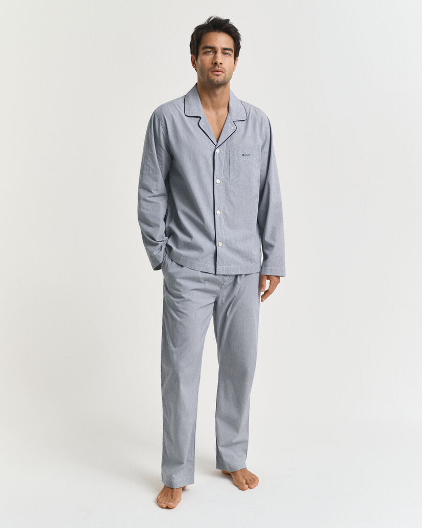 Gestreifter Pyjama