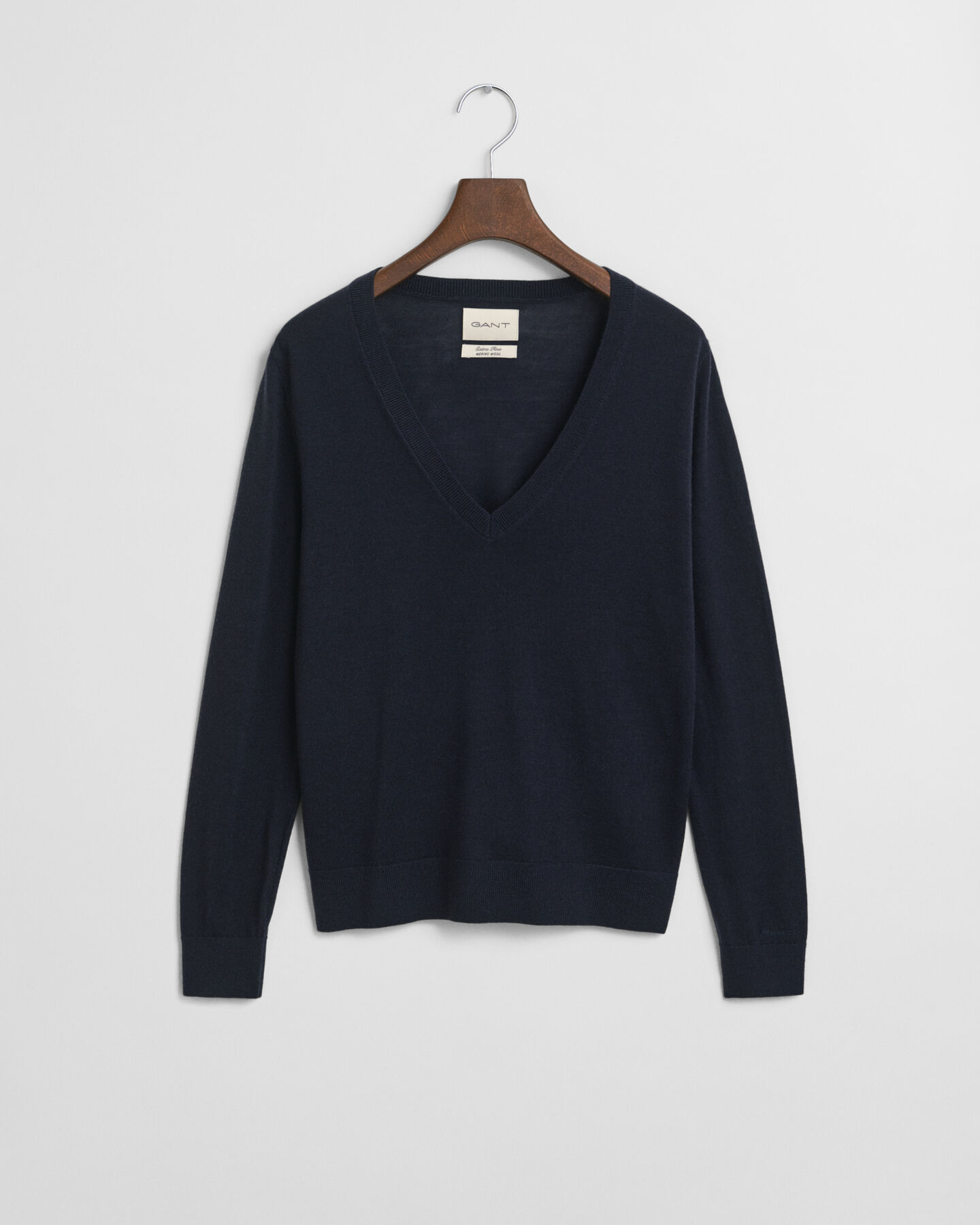 V-Neck Pullover aus extra feiner Merinowolle
