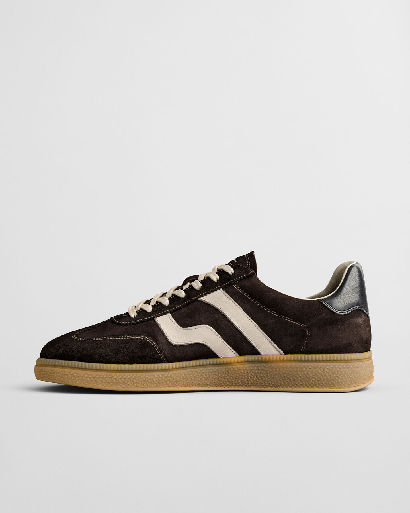 Cuzmo Sneaker aus Veloursleder