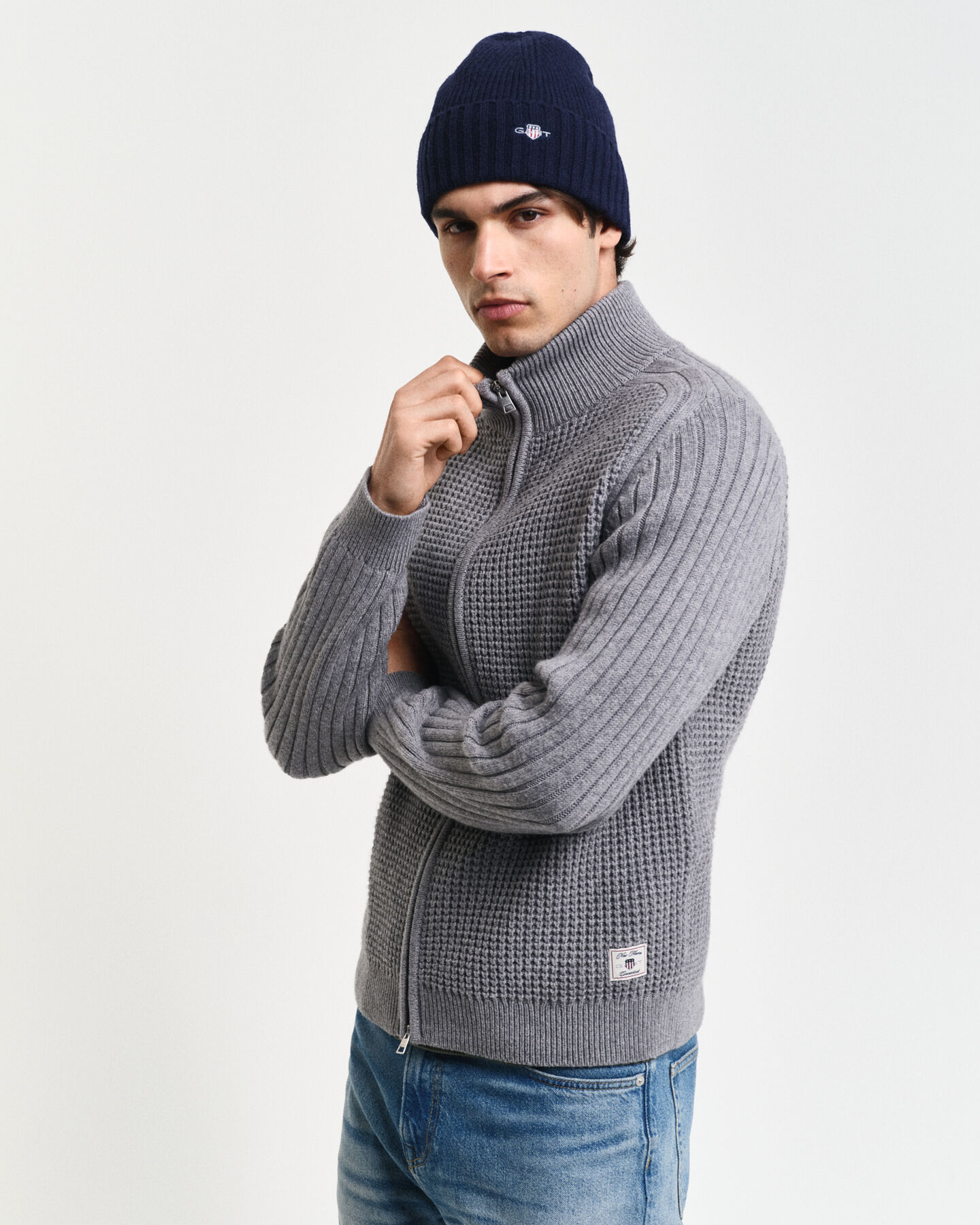 Strickjacke aus strukturiertem Wollgemisch mit Reißverschluss