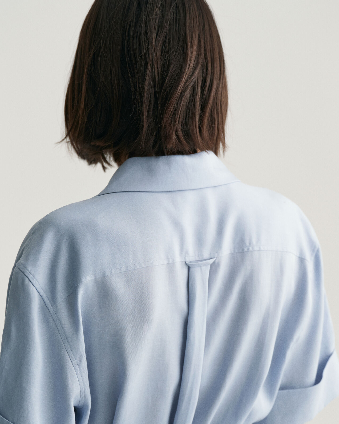 Kurzarm-Hemdblusenkleid mit Tasche