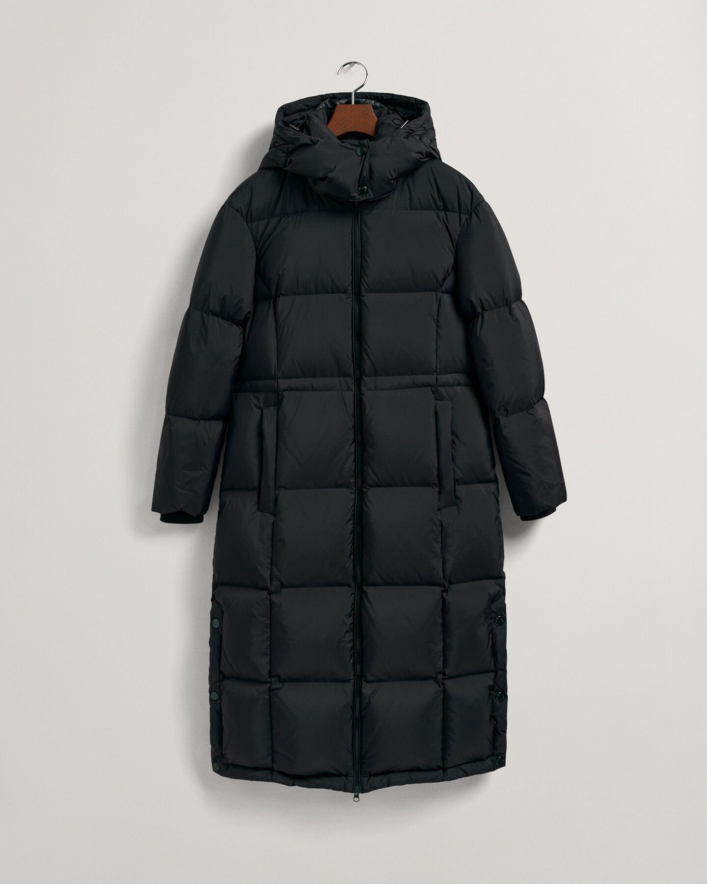 Langer Daunenmantel