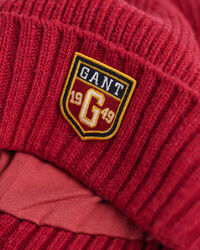 Woll Beanie mit Badge